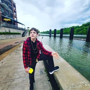 Meet your Posher, Toby